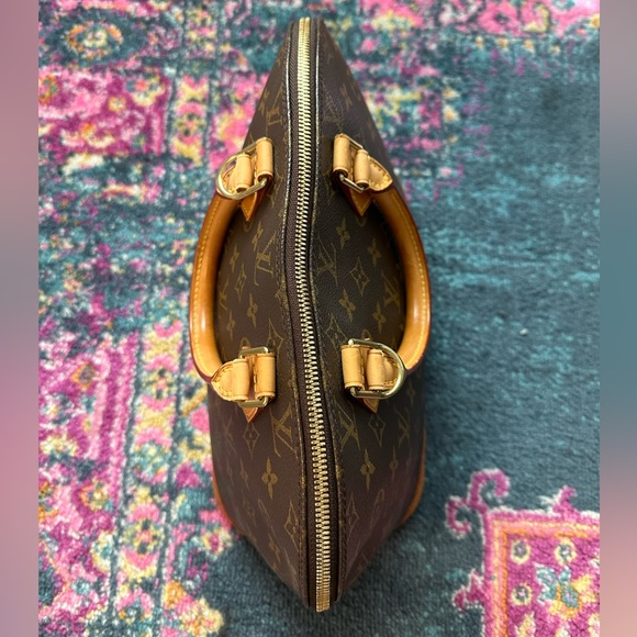Louis Vuitton Alma PM - Picture 6 of 16